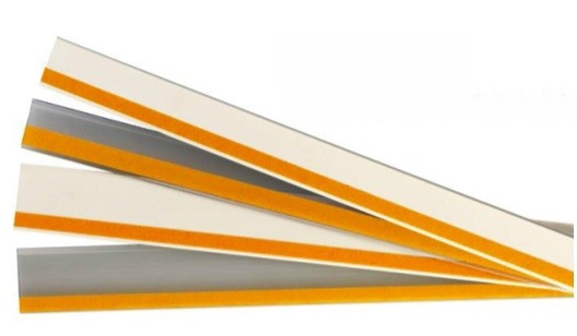 Plakprijsrail 988x38mm met foamtape transparant afbeelding